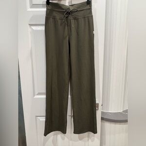 Vuori Daily Wide Leg Pants - XS